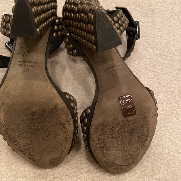 Giuseppe ZANOTTI Military army green ankle strap Gold STUDDED heels shoes - Picture 9 of 9